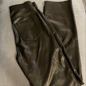 Abercrombie & Fitch The 90’s Straight Ultra High Rise Vegan Leather Pants